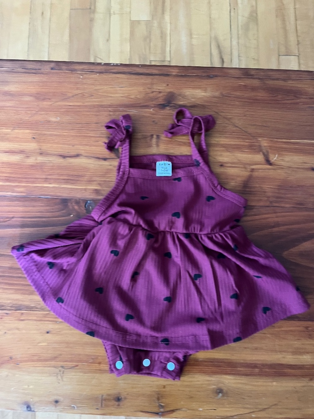 Shein Baby Dress with Snap Hem Diaper Closure -0-3 mths